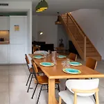 Maison Moderne Et Spacieuse Avec Jardin A Prázdninový dům *