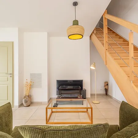 Maison Moderne Et Spacieuse Avec Jardin A 펜션 페삭