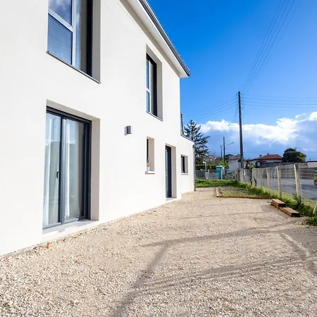 Maison Moderne Et Spacieuse Avec Jardin A Prázdninový dům