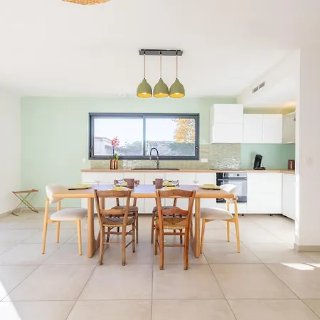 펜션 Maison Moderne Et Spacieuse Avec Jardin A *