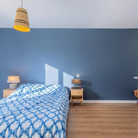 Maison Moderne Et Spacieuse Avec Jardin A 페삭