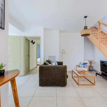 Maison Moderne Et Spacieuse Avec Jardin A 펜션