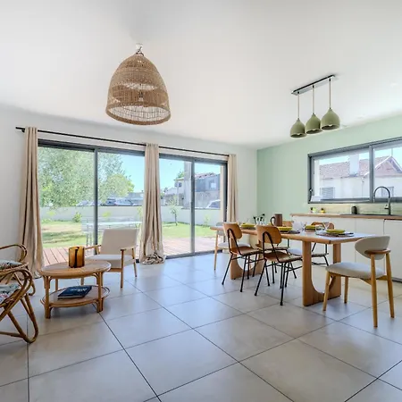 펜션 Maison Moderne Et Spacieuse Avec Jardin A