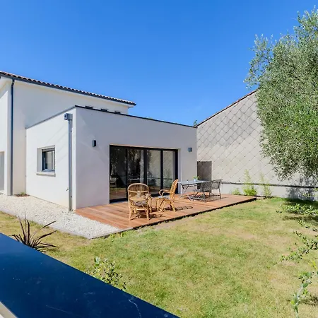 Maison Moderne Et Spacieuse Avec Jardin A 펜션 *