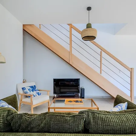 Maison Moderne Et Spacieuse Avec Jardin A 펜션 페삭
