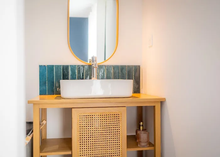 Maison Moderne Et Spacieuse Avec Jardin A Feriehus Pessac